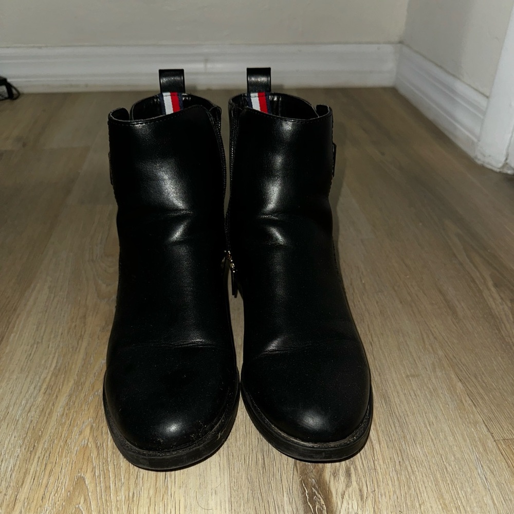 Ankle boots